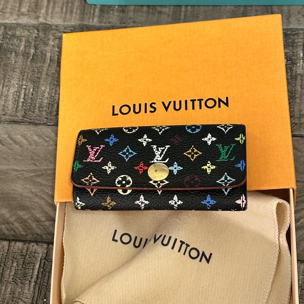 Louis Vuitton Murakami keychain
